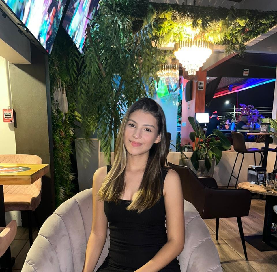 Foto profesional de Brenda Aguilar Fonseca